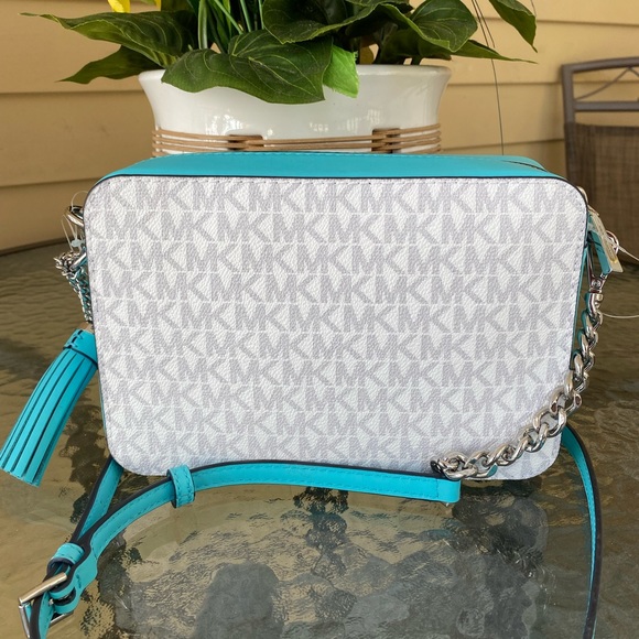 SOLD Michael Kors Signature Jetset Crossbody NWT - Picture 7 of 7